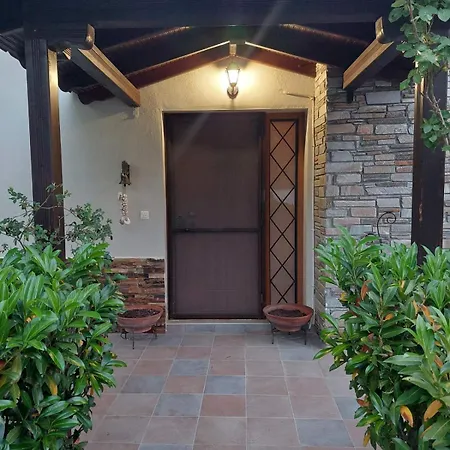 Kika & Joy's Garden Holiday home